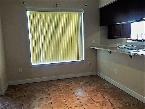 3rd image of 205 Lindo Ct