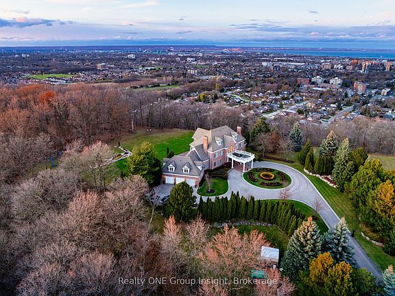 2nd image of 75 Ridge Rd