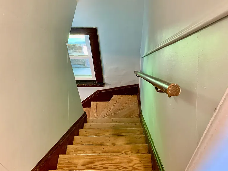37 Orient St — Photo 17