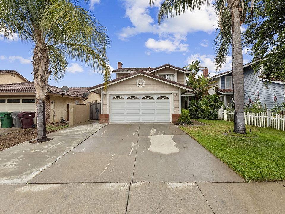 1st image of 23589 Ashwood Ave