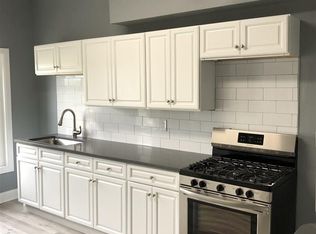 521 1st St APT 2, Troy, NY 12180