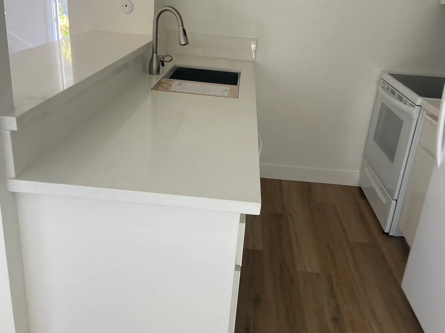 1 bed, 1000 sqft, $3,000 — Photo 4