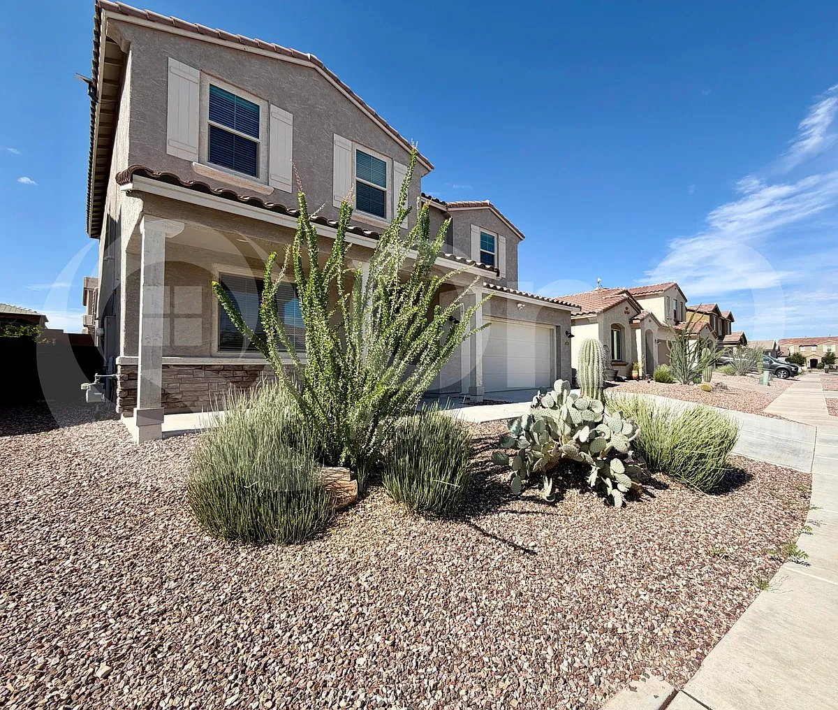 4 bed, 2.5 bath, 2745 sqft, $2,549 — Photo 2