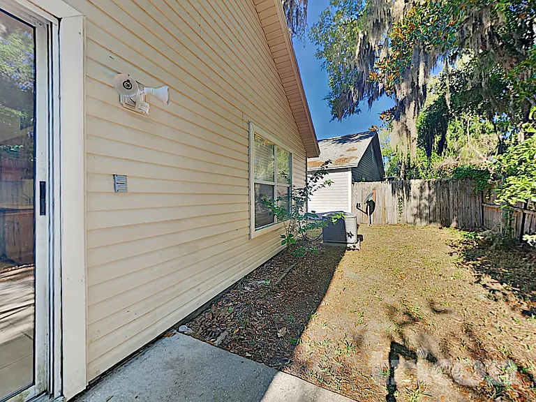 1293 Munson Cove Dr — Photo 15