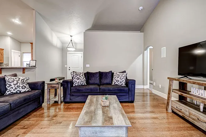 Tanglewood Dr — Photo 5