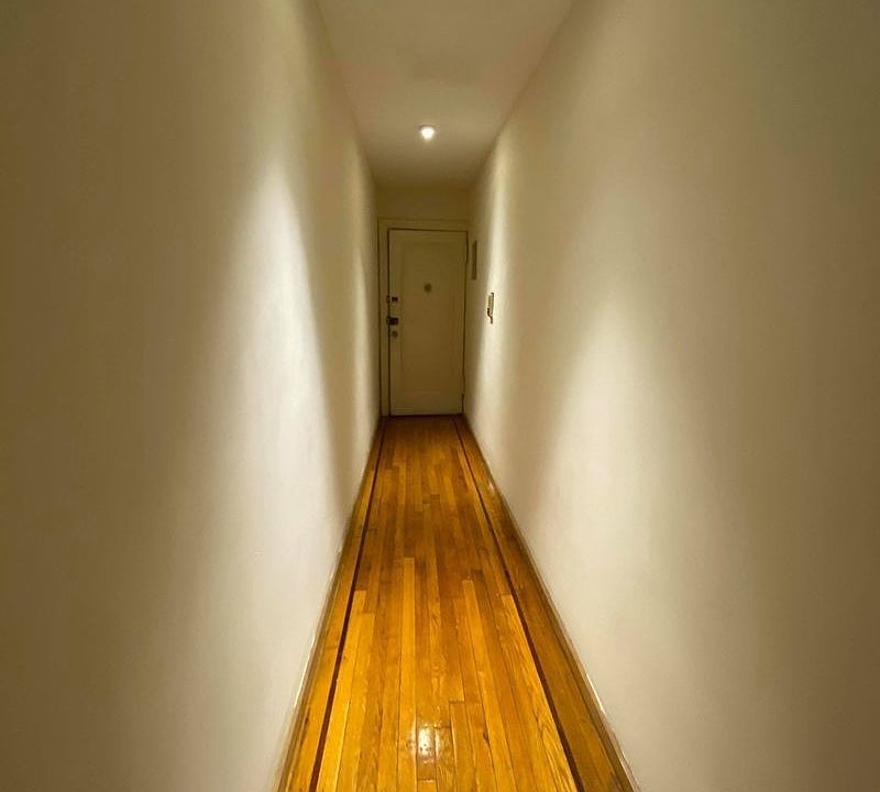 2nd image of 179 Gelston Ave APT 1B