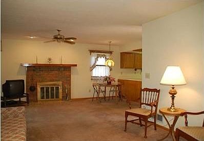 3rd image of 5566 Worcester Dr
