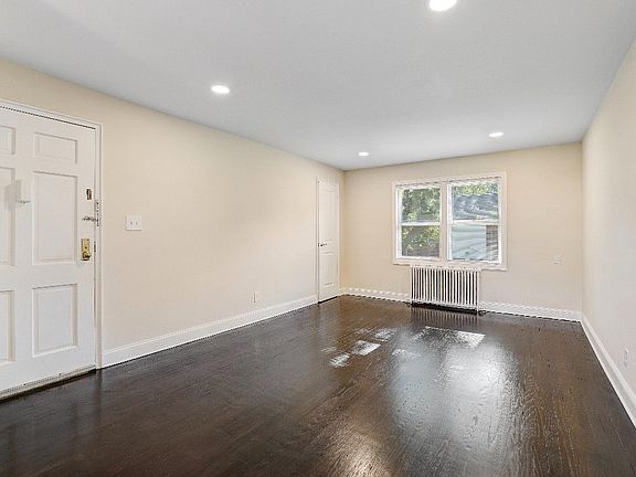 3rd image of 1201 N Wood Ave #36