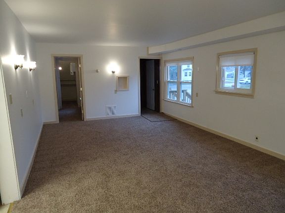 3rd image of 218 N Center St #A