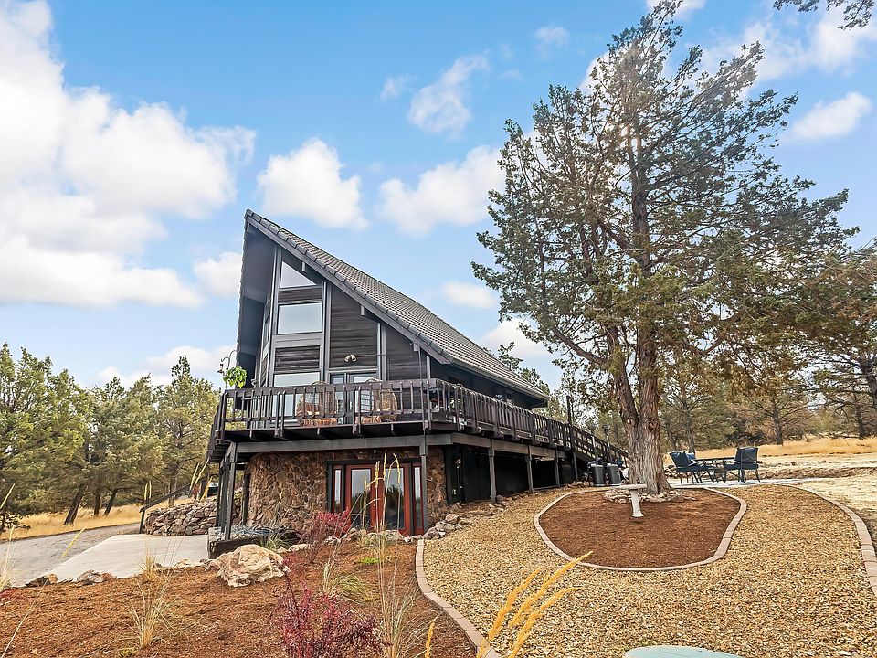 8121 SW Costanoan St, Powell Butte, OR 97753 Zillow