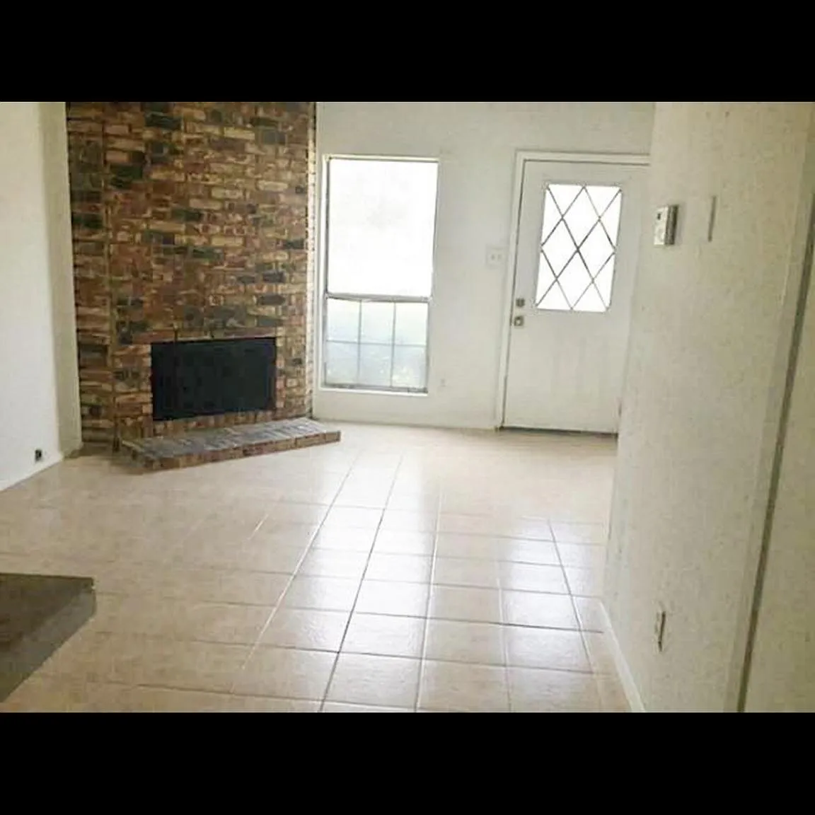 9446 Olde Village Ct — Photo 2