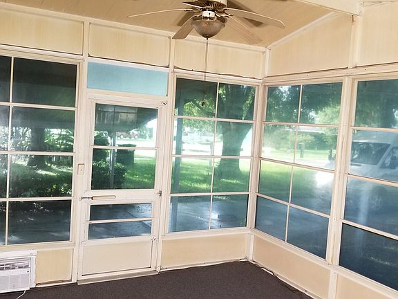 Florida room or 3rd bedroom/office