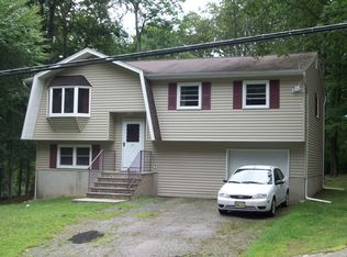 137 Jefferson Trl, Hopatcong, NJ 07843