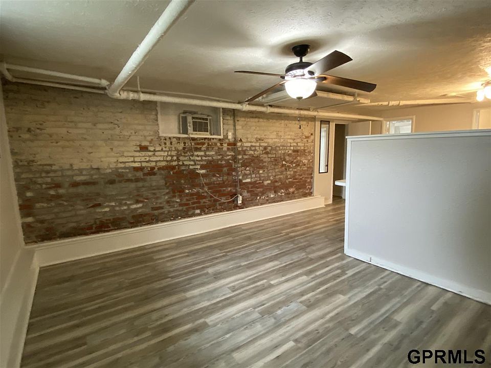 1st image of 424 S 35th St APT 8