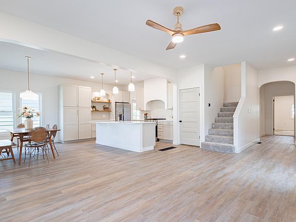 4th image of 612 Delia Ave