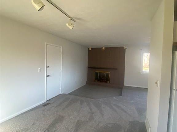 5th image of 3027 Viola Dr