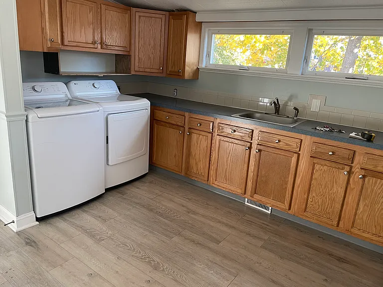 29 Freeman St #6 — Photo 8