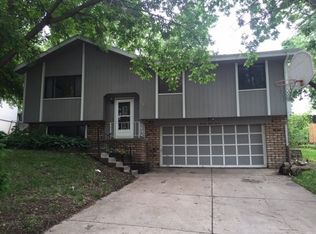 7811 Leafplum Dr, La Vista, NE 68128