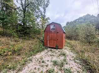2567 Kentucky #399, Beattyville, KY 41311