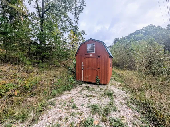 2567 Kentucky #399, Beattyville, KY 41311