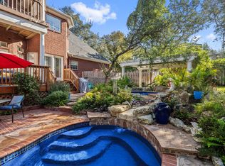 305 Rolling Green Dr, Lakeway, TX 78734