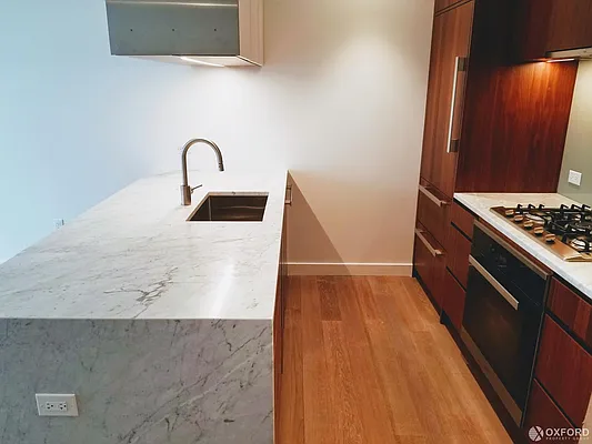 Rented by Oxford Property Group | media 17