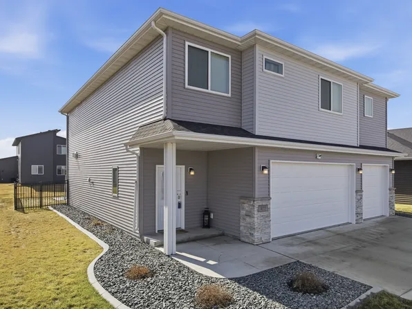 413 Hampton Dr W, Moorhead, MN 56560