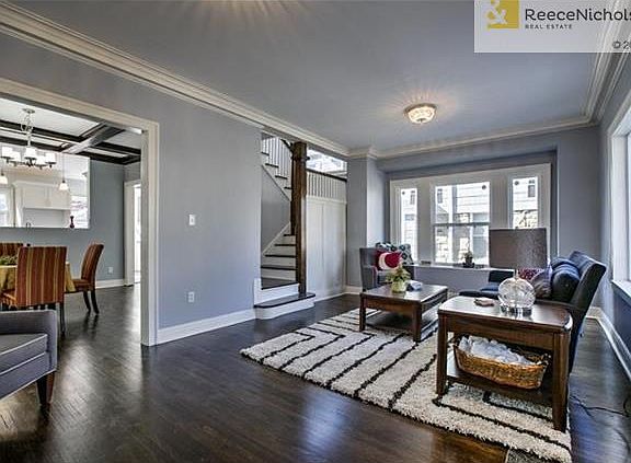 3rd image of 1117 W 38th St