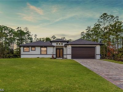 807 Columbus Ave, Lehigh Acres, FL, 33972