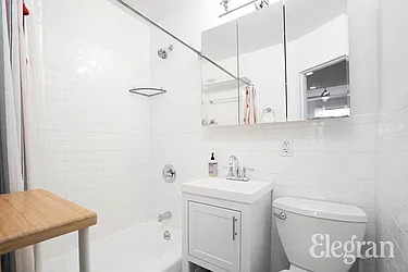 Rented by (Legacy) Elegran