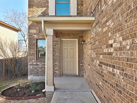 3rd image of 167 Rummel Dr