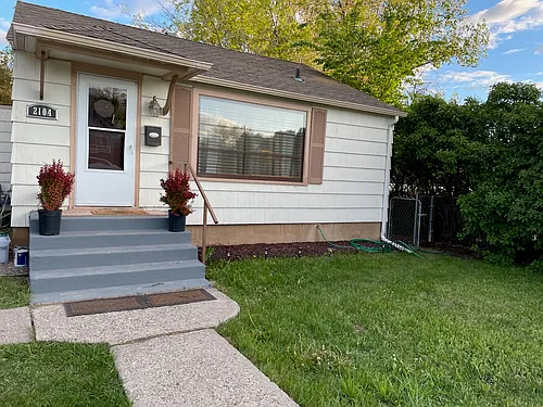 2104 6th Ave S Photo 1