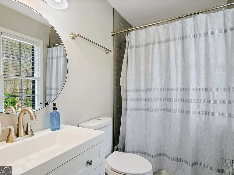 65 Juliana Dr — Photo 15