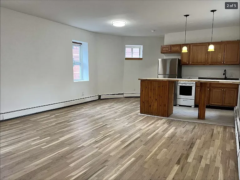 22 Orchard St — Photo 1