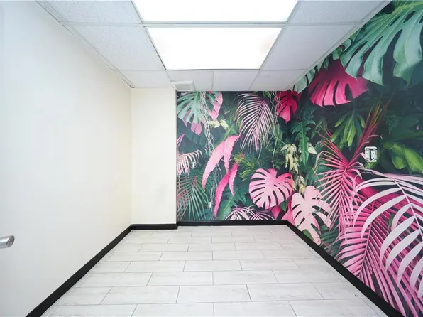 2202 Burnett Street image 30 of 45