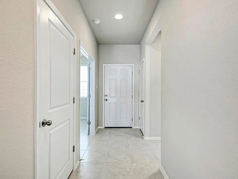 1209 Goforth Rd — Photo 5