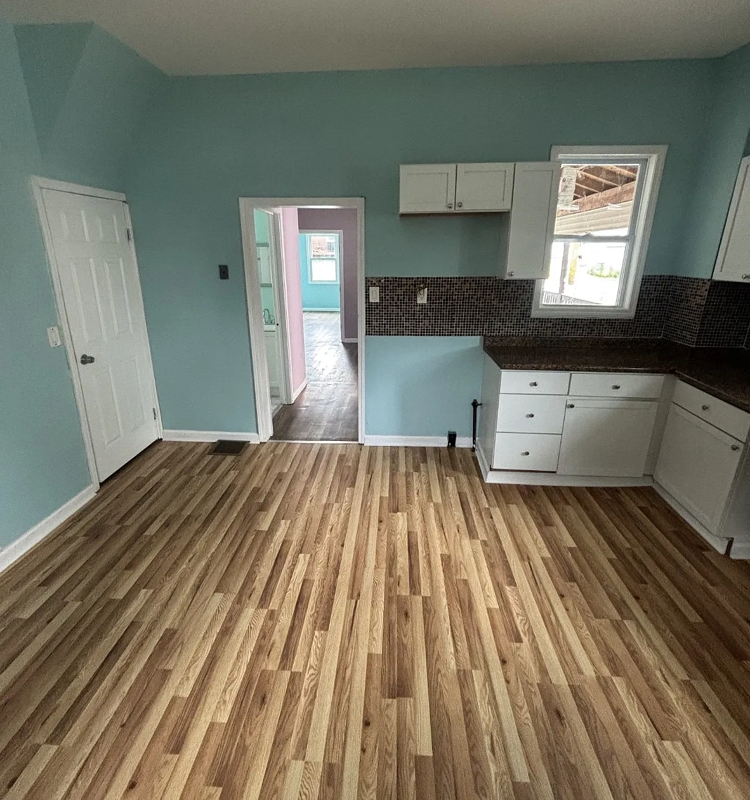 4 bed, 1.5 bath, 1800 sqft, $1,899 — Photo 2