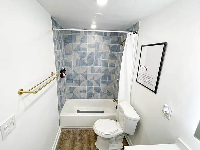 5749 Halsey Ave — Photo 28
