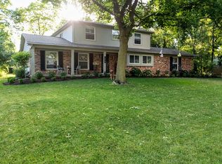 7410 Glengrove Dr, Bloomfield Hills, MI
