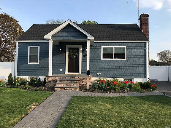 3rd image of 24 Willard Ave