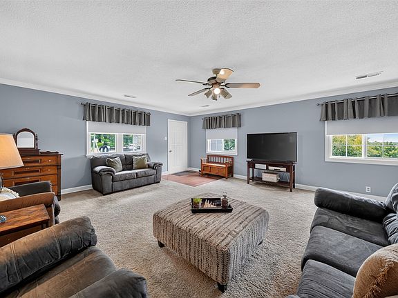 5th image of 8964 SE 62nd Pl