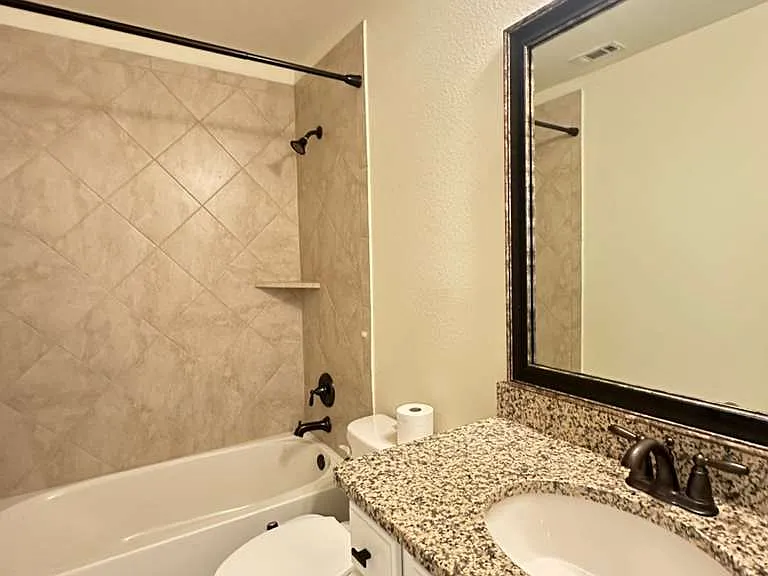 10709 Blake Gdns — Photo 30