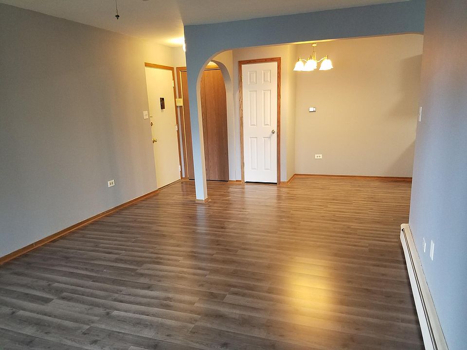1st image of 832 Winesap Ct
