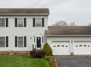 290 Periwinkle Ln, New Market, VA 22844