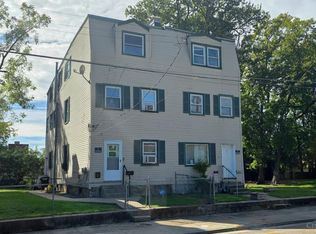 2957 Massachusetts Ave, Cincinnati, OH 45225