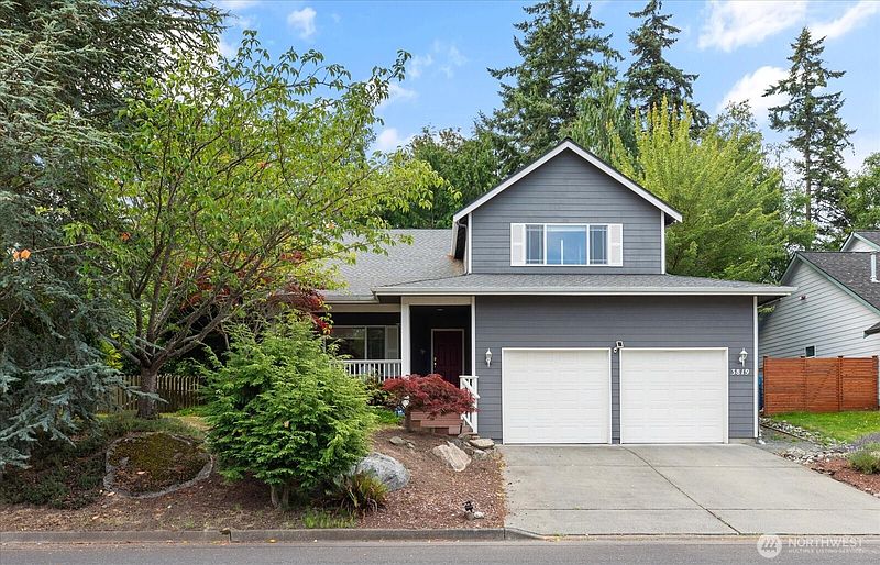 2nd image of 3819 Copper Pond Place
