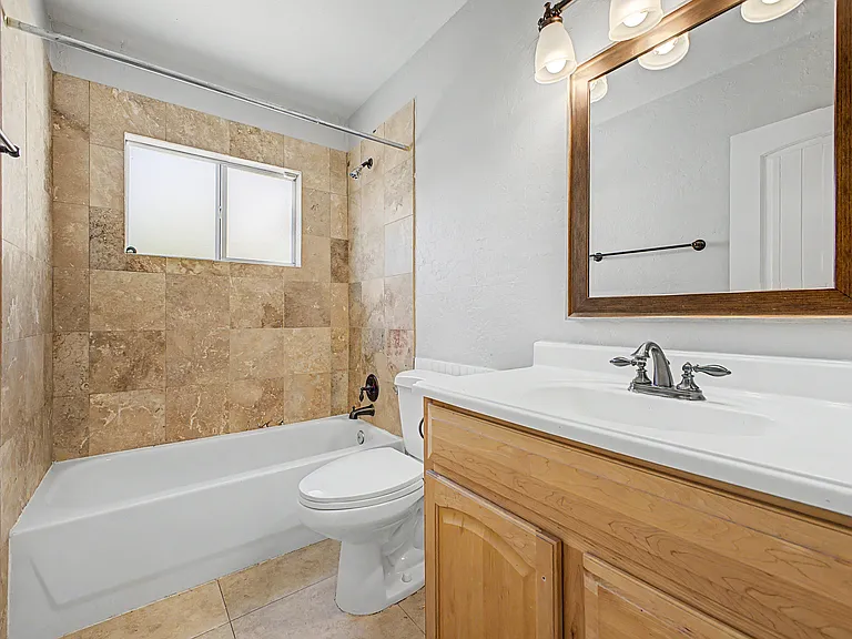 2514 E Campbell Ave — Photo 26