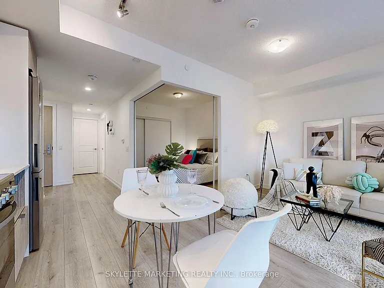 395 Bloor St E #3201 — Photo 9