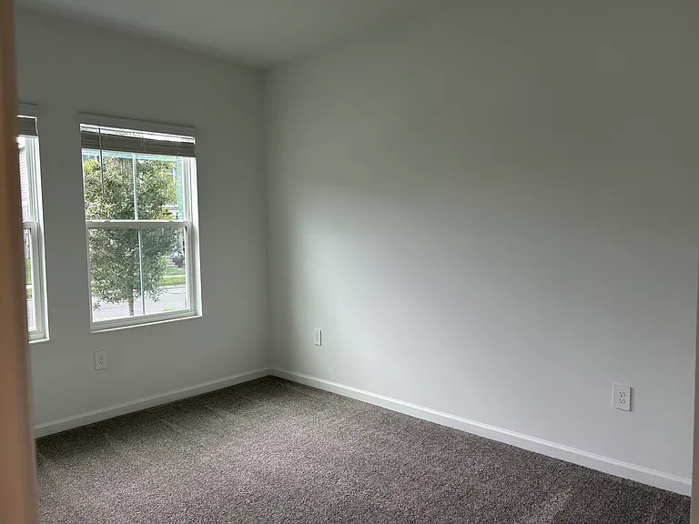 Main level bedroom#2