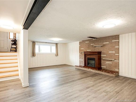 4th image of 27 Chapel Rd